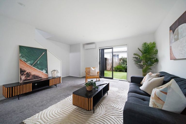 Photo of property in 2/305 Armagh Street, Christchurch Central, Christchurch, 8011