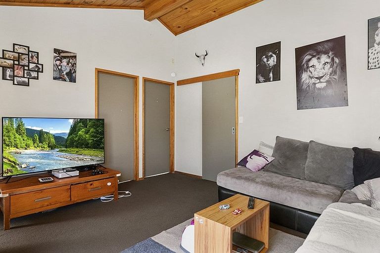 Photo of property in 430 Pukehina Parade, Pukehina, Te Puke, 3189