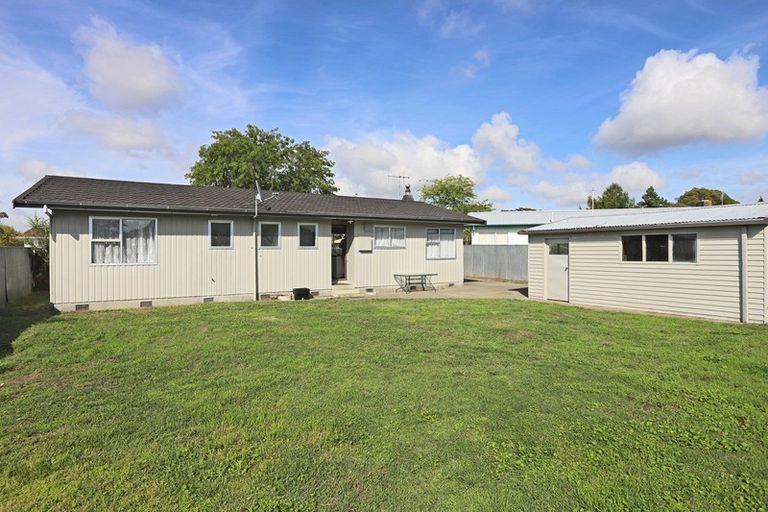 Photo of property in 51 Columbus Crescent, Flaxmere, Hastings, 4120