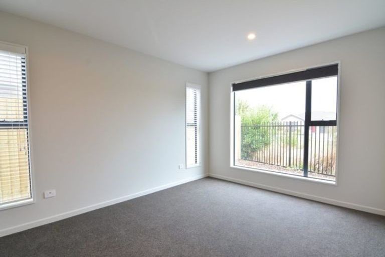 Photo of property in 6 Ardnave Lane, Broomfield, Christchurch, 8042