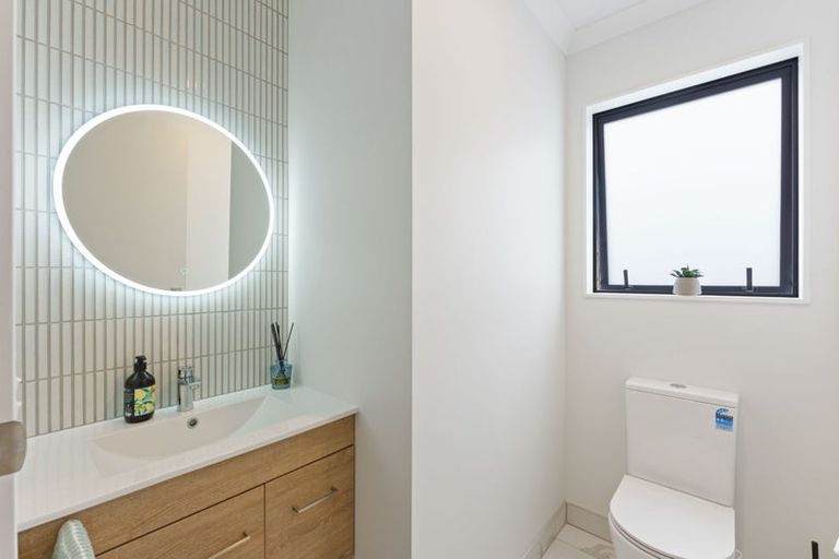 Photo of property in 27a Parata Street, Waikanae, 5036