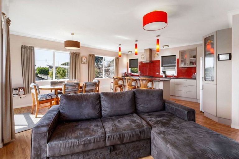 Photo of property in 15a Roretana Drive, Athenree, Katikati, 3177