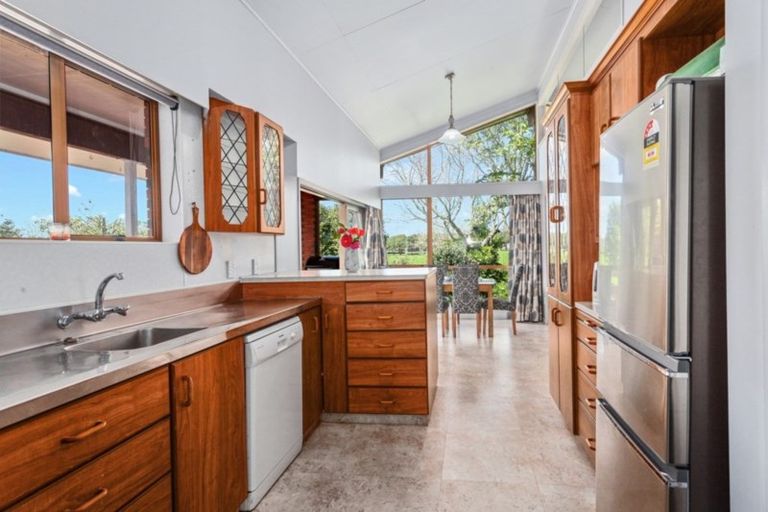 Photo of property in 580 Thornton Road, Thornton, Whakatane, 3194