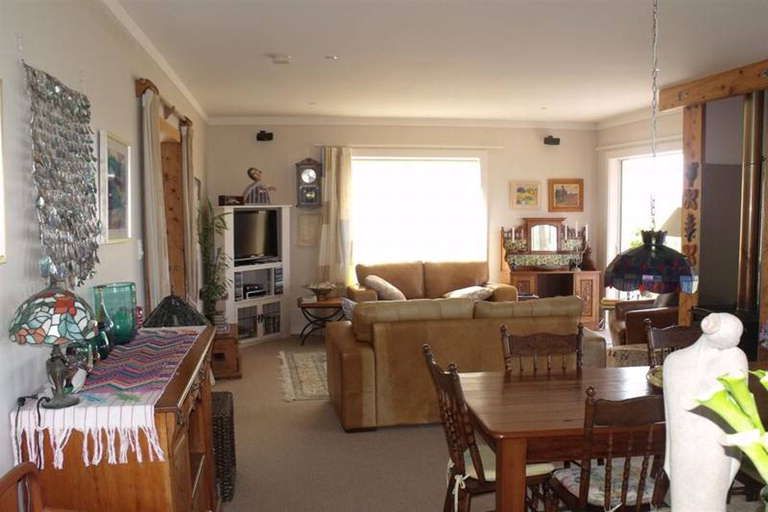 Photo of property in 142 Te Kowhai Point Road, Kerikeri, 0294