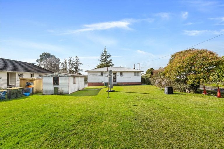 Photo of property in 318 Swanson Road, Henderson, Auckland, 0610