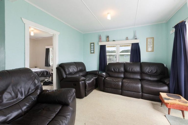 Photo of property in 32 Wallnutt Avenue, Waihi Beach, 3611
