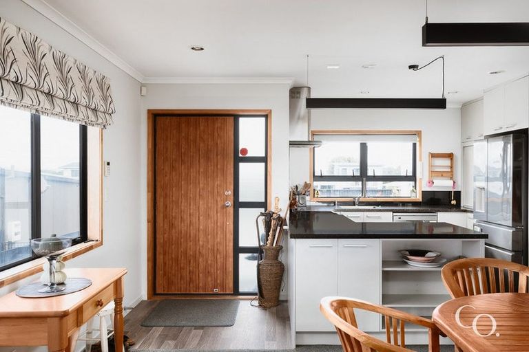 Photo of property in 103 Pukehina Parade, Pukehina, Te Puke, 3189