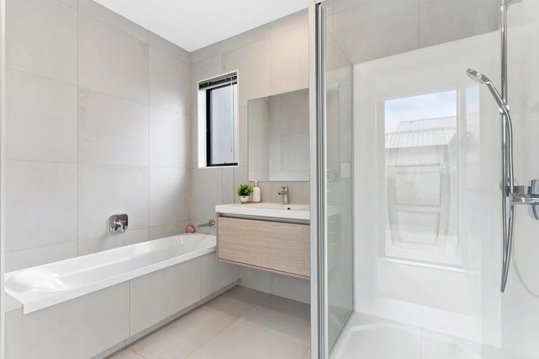 Photo of property in 72 Te Napi Drive, Takanini, 2112