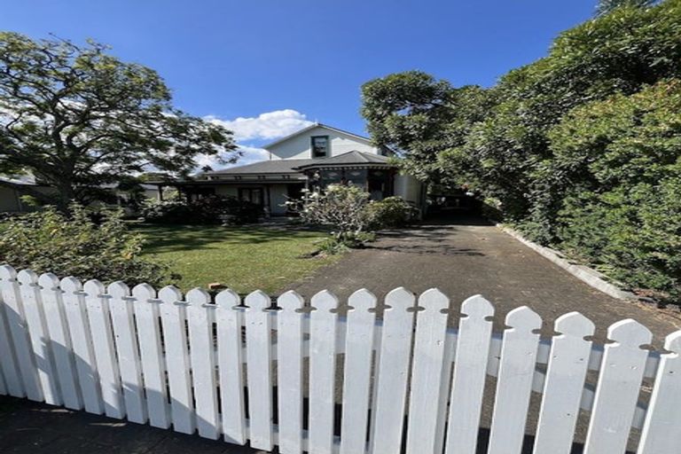 Photo of property in 1 Central Street, Whataupoko, Gisborne, 4010