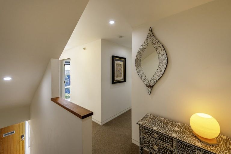 Photo of property in 30b Hay Street, Oriental Bay, Wellington, 6011