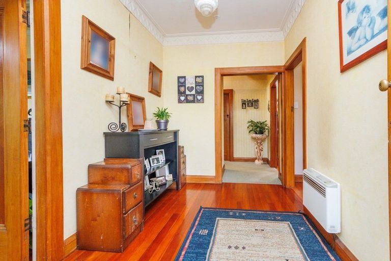 Photo of property in 100 Marne Street, Hokowhitu, Palmerston North, 4410