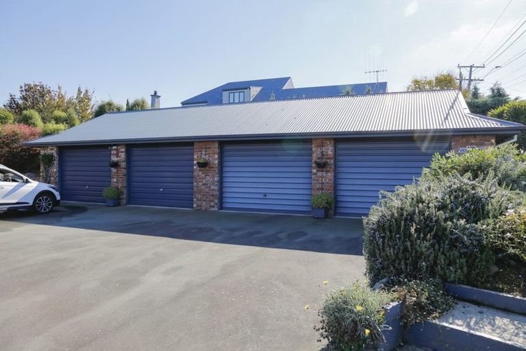 Photo of property in 22 Jessop Street, South Hill, Oamaru, 9400