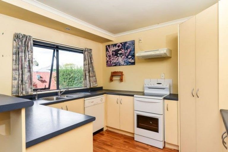 Photo of property in 14 Diomede Glade, Flagstaff, Hamilton, 3210