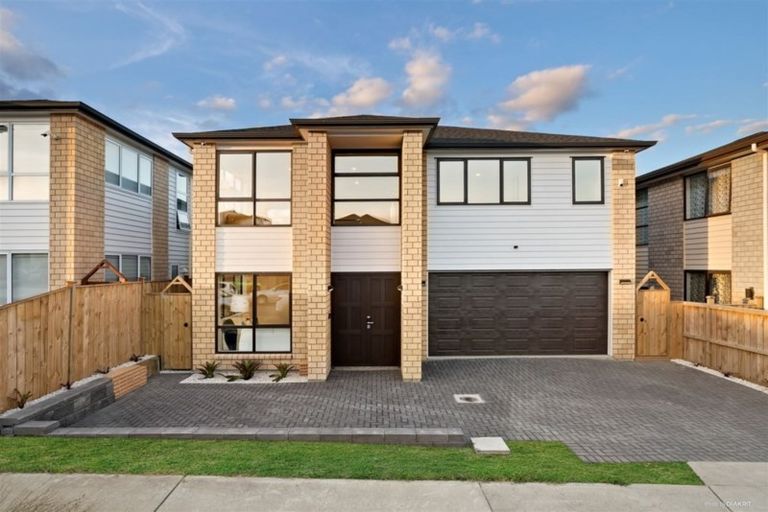 Photo of property in 20 Puoro Street, Flat Bush, Auckland, 2019