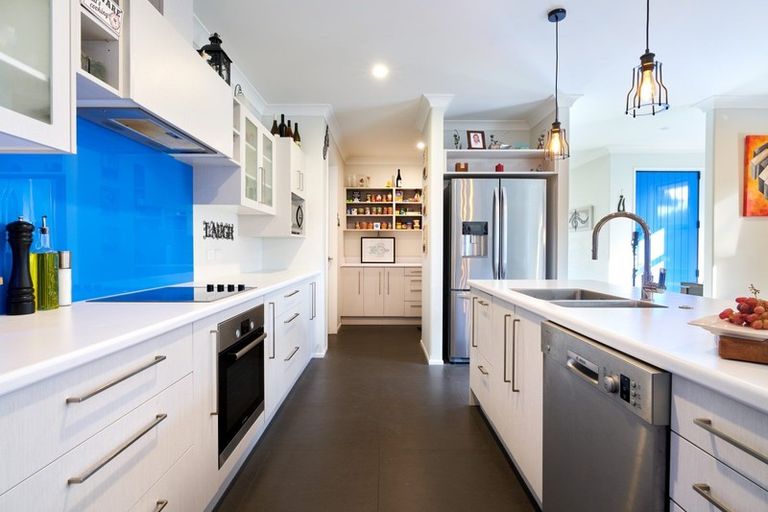 Photo of property in 4 Wanaka Place, Poraiti, Napier, 4112