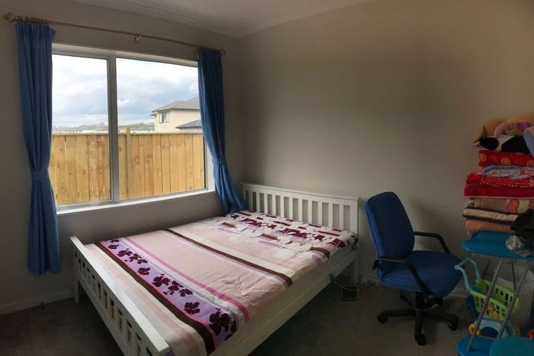 Photo of property in 21 Hakinakina Drive, Flat Bush, Auckland, 2019