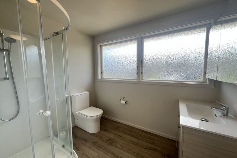 Photo of property in 9 Nimmo Avenue West, Waikanae, 5036