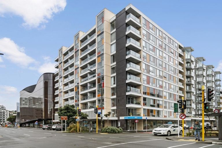 Photo of property in Monument Apartments, 6c/245 Wakefield Street, Te Aro, Wellington, 6011
