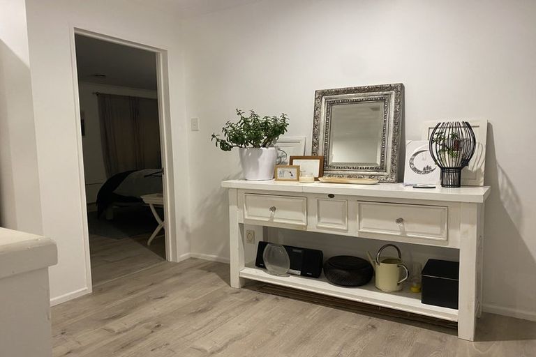 Photo of property in 39 Emlyn Place, Torbay, Auckland, 0630