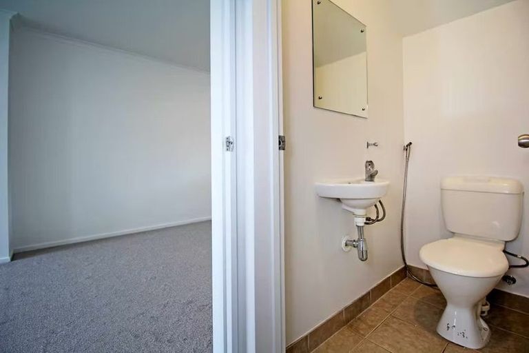 Photo of property in 63 Naylors Drive, Mangere, Auckland, 2022