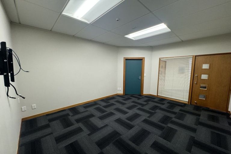 Photo of property in 241 Princes Street, Strathern, Invercargill, 9812
