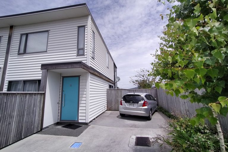 Photo of property in 10/7 Handyside Street, Tawa, Wellington, 5028