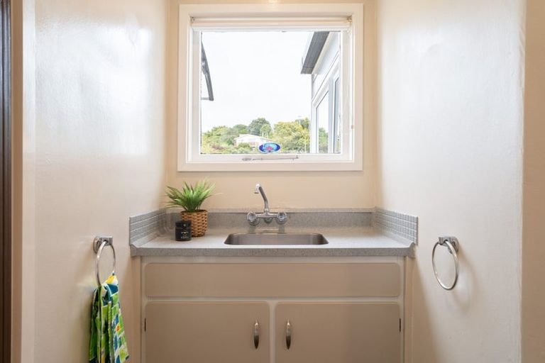 Photo of property in 18b Penryn Drive, Camborne, Porirua, 5026