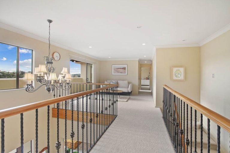 Photo of property in 21 Ridge Valley Drive, Browns Bay, Auckland, 0630