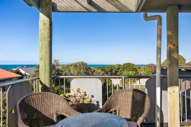 Photo of property in 1 Oneroa Road, Wainui, Gisborne, 4010