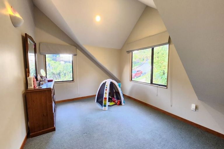 Photo of property in 1/8 Swainson Street, Naenae, Lower Hutt, 5011