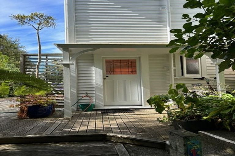 Photo of property in 1 Butt Street, Brooklyn, Wellington, 6021