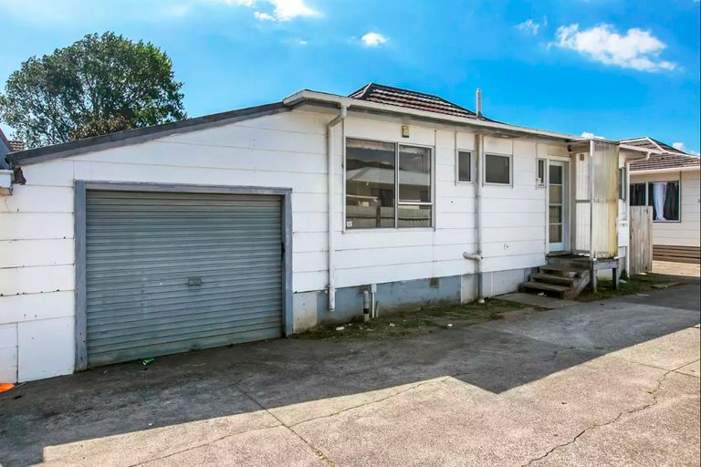 Photo of property in 2/187a Buckland Road, Mangere East, Auckland, 2024