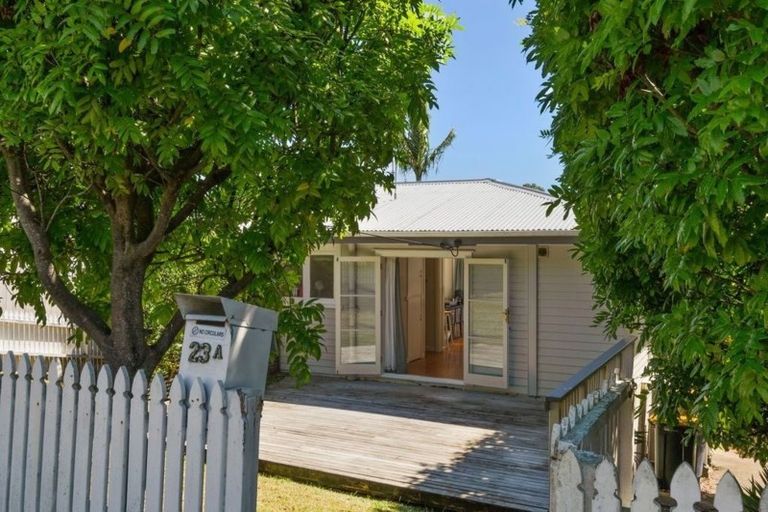 Photo of property in 1/23 Alexander Avenue, Torbay, Auckland, 0630