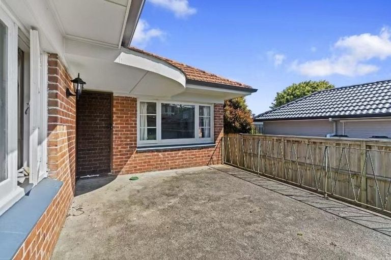 Photo of property in 4 Alloway Street, Westgate, Auckland, 0614