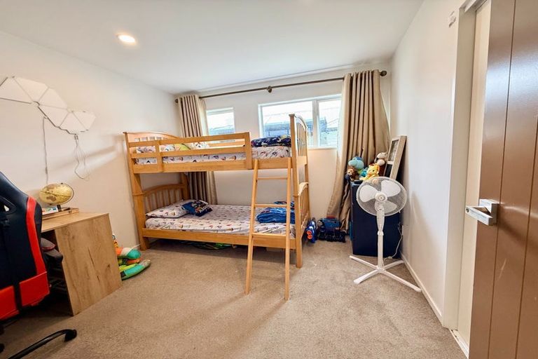 Photo of property in 9 Takahe Avenue, Takanini, 2112