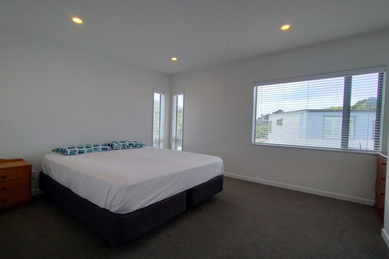 Photo of property in 10 Handyside Street, Tawa, Wellington, 5028