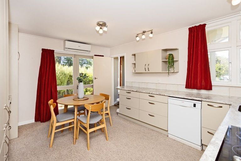 Photo of property in 50 Watt Road, Otatara, Invercargill, 9879