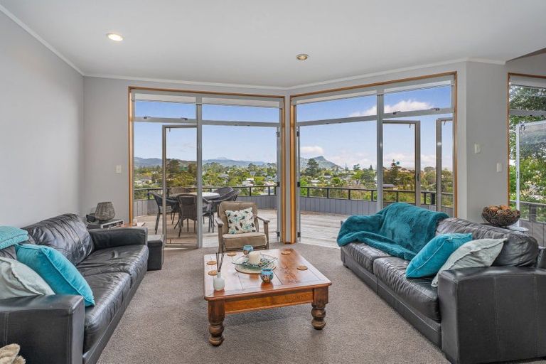 Photo of property in 41 Mount Avenue, Pauanui, Hikuai, 3579