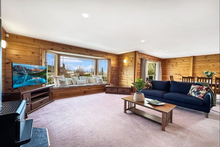 Photo of property in 31 Angela Place, Kinloch, Taupo, 3377