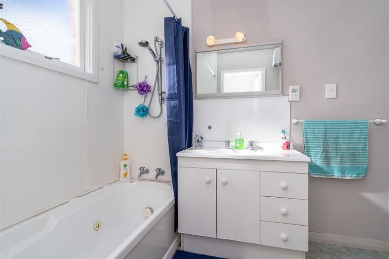 Photo of property in 105 Queens Drive, Saint Kilda, Dunedin, 9012