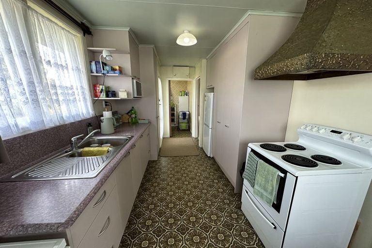 Photo of property in 22 Thompson Street, Tokoroa, 3420