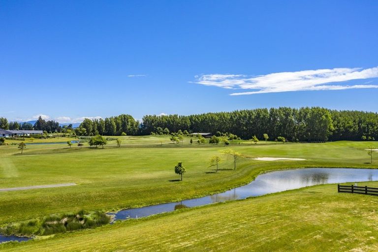 Photo of property in 11 Mapleham Drive, Pegasus, 7612