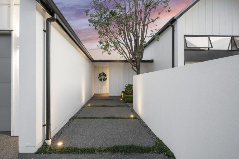 Photo of property in 16 Saint Thomas Avenue, Pyes Pa, Tauranga, 3112