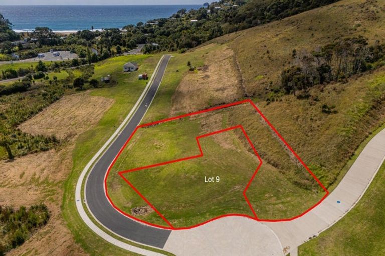 Photo of property in 9 Te Puia Place, Hot Water Beach, 3591
