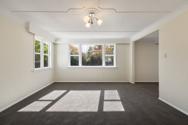 Photo of property in 21 Wilson Street, Bulls, 4818