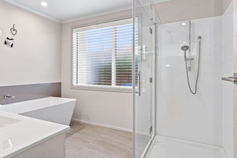 Photo of property in 14 Clifford Close, Leamington, Cambridge, 3432