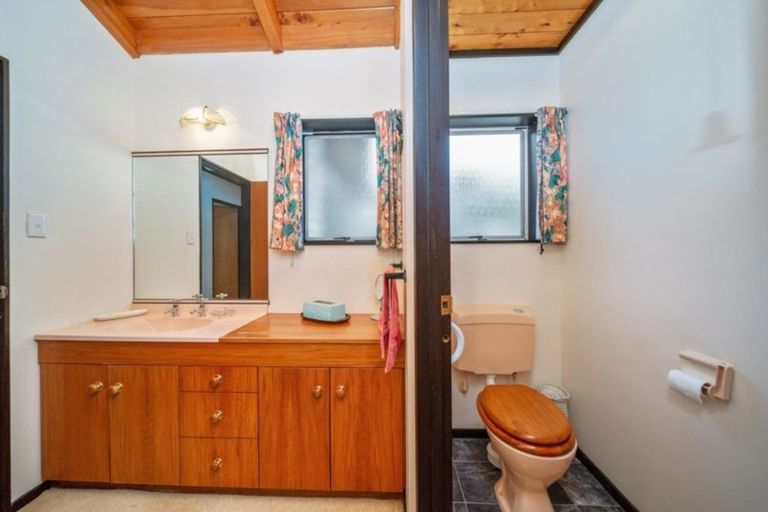 Photo of property in 1/13 Wesley Avenue, Frankleigh Park, New Plymouth, 4310