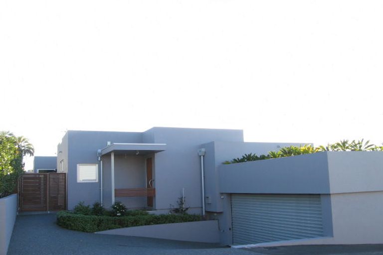 Photo of property in 14a Harvey Road, Bluff Hill, Napier, 4110