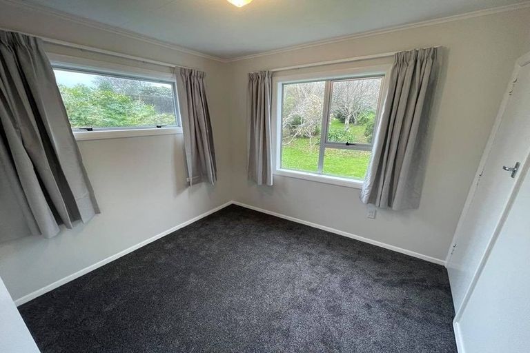 Photo of property in 25 Wood Street, Wainuiomata, Lower Hutt, 5014