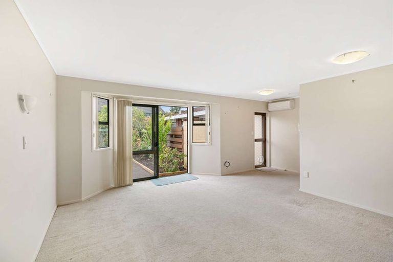 Photo of property in 178b Centreway Road, Orewa, 0931